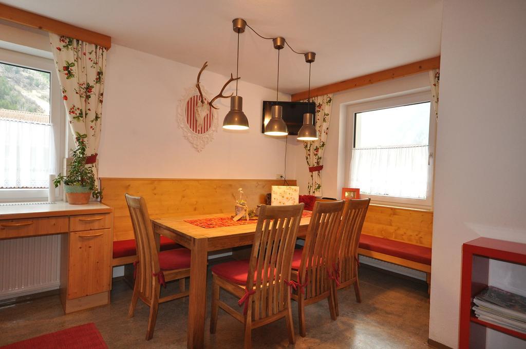 カウナータールHaus Alpenglueckアパートメント エクステリア 写真
